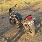 उरुळी कांचनमध्ये चोरीची दुचाकी १५ महिन्यांनंतर चोरी गेल्याच्या काही अंतरावरच सापडली