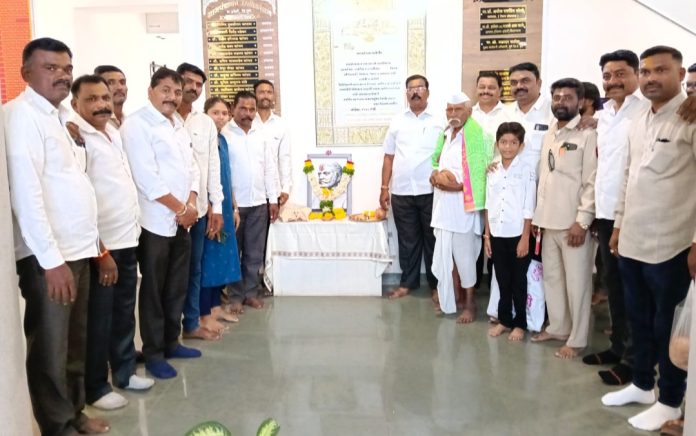 उरुळी कांचन येथे उमाजी नाईक यांची जयंती उत्साहात साजरी!